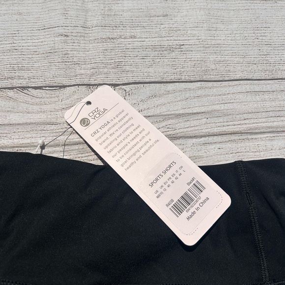 CRZ YOGA Women's Black Athletic Shorts - Picture 3 of 9